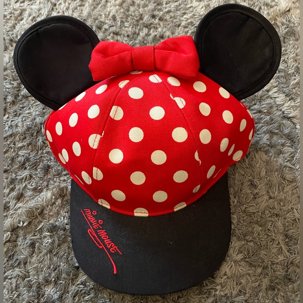 One size fits all Disney SnapBack